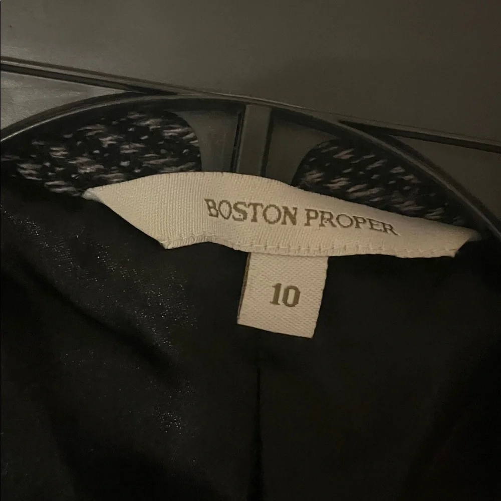 Boston Proper Black and White tweed 30% wool fit and flair coat - Size 10 EUC - Picture 2 of 7